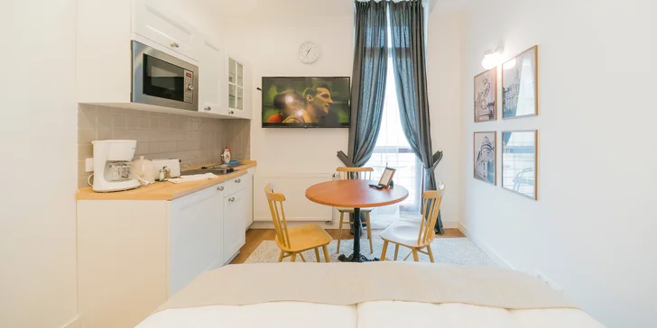 Moderné apartmány vo Františkových Lázňach: raňajky a vstupenky do Múzea ilúzií