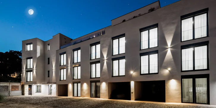 Luxusné apartmány v Mladej Boleslavi: možnosť raňajok aj apartmán s vlastným strešným wellness