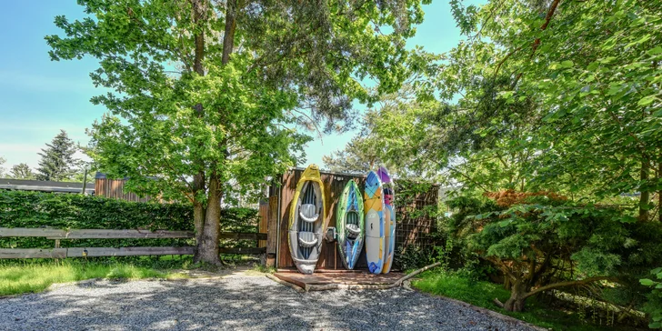 Glamping pri pláži na Slapoch: raňajky aj privátna vírivka a vonkajšia sauna