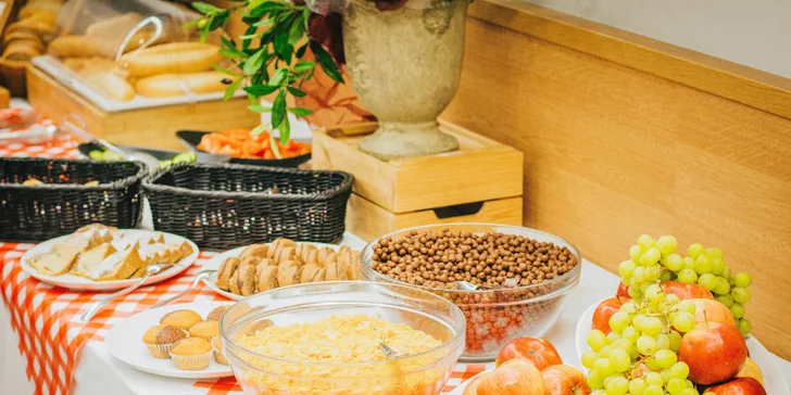 Pobyt v Liberci pre páry aj rodiny: raňajky, využitie Sport Parku a skipasy aj zoologická záhrada