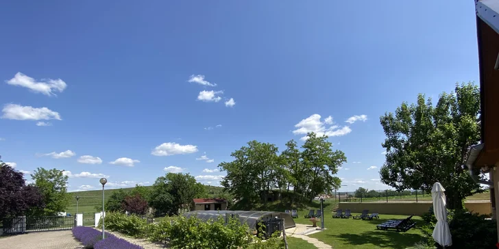 Pobyt na južnej Morave: raňajky, neobmedzená konzumácia sudového vína aj bazén