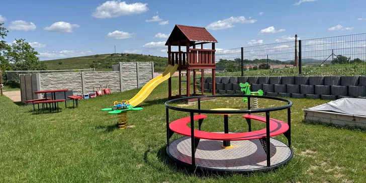 Pobyt na južnej Morave: raňajky, neobmedzená konzumácia sudového vína aj bazén