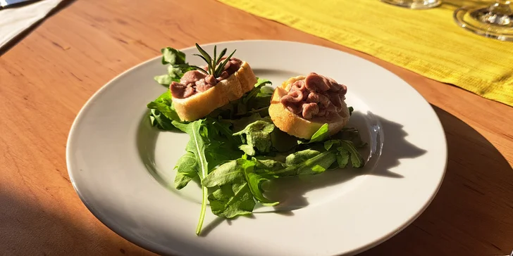 Pobyt na južnej Morave: raňajky, neobmedzená konzumácia sudového vína aj bazén