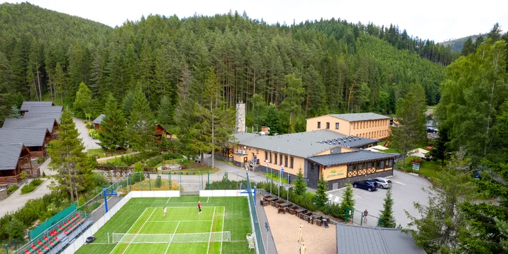 Lopušná Dolina po Tatrami: pobyt v izbách alebo chatke s wellness a možnosťou stravy