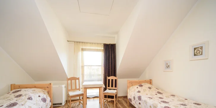 Moderné apartmány pod Śnieżnikiem: wellness, raňajky a zázemie pre rodiny s deťmi