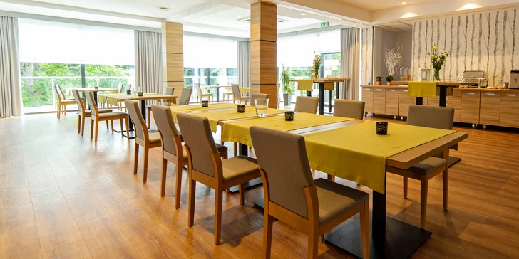 Moderné apartmány pod Śnieżnikiem: wellness, raňajky a zázemie pre rodiny s deťmi