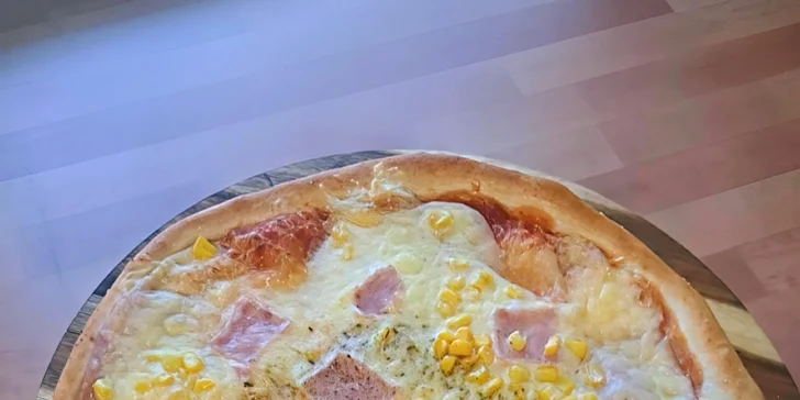 11 druhov pizze, osobný odber alebo donáška (v rámci KE v cene)