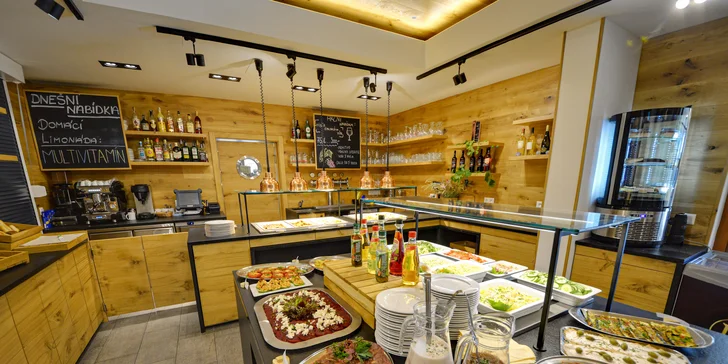 Wellness pobyt v rezorte priamo pri Lipne: polpenzia, sauna a bazén aj ďalšie bonusy