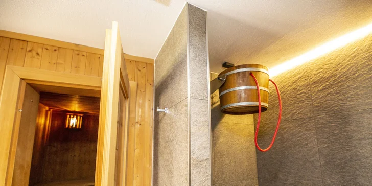 Wellness pobyt v rezorte priamo pri Lipne: polpenzia, sauna a bazén aj ďalšie bonusy