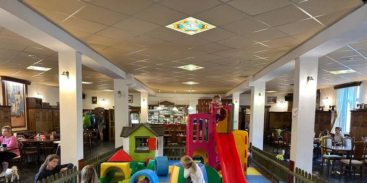 Rodinný pobyt na Bublave v Krušných horách: pohodový baby friendly hotel s raňajkami