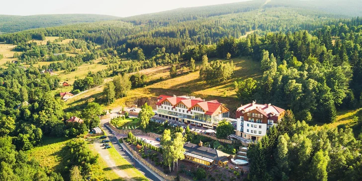 Dovolenka v poľských Jizerkách pre jedného aj celú rodinu: polpenzia alebo plná penzia a neobmedzený wellness