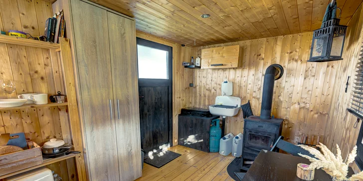 Pobyt v útulnej maringotke pri vinici na južnej Morave pre 2 osoby