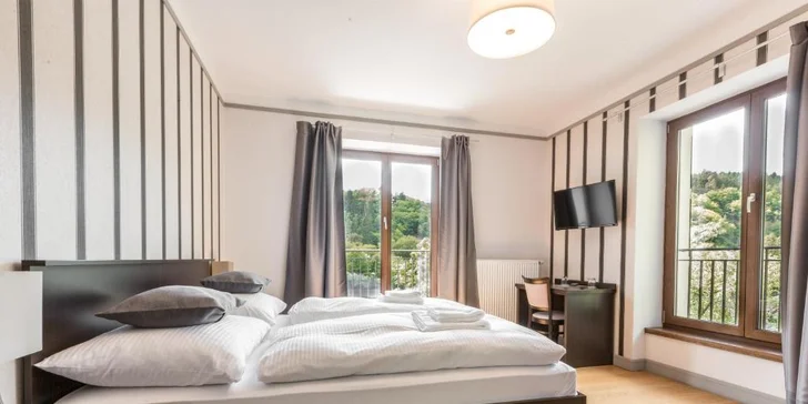 Pobyt na brehu Vltavy: hotelové izby s raňajkami alebo polpenziou, alebo hausbót na vode