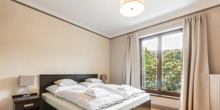 Pobyt na brehu Vltavy: hotelové izby s raňajkami alebo polpenziou, alebo hausbót na vode