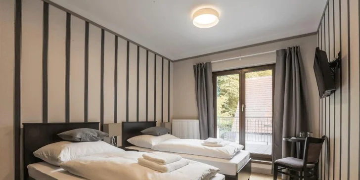 Pobyt na brehu Vltavy: hotelové izby s raňajkami alebo polpenziou, alebo hausbót na vode