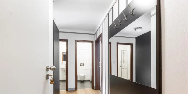 Pobyt na brehu Vltavy: hotelové izby s raňajkami alebo polpenziou, alebo hausbót na vode