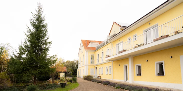 Pobyt pri Nechranickej priehrade: penzión s raňajkami, možnosť súkromnej degustácie vín