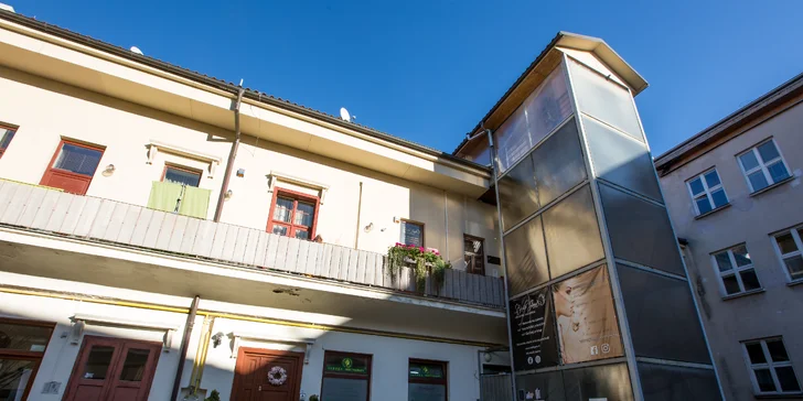 Klasická, relaxačná alebo bukálna masáž, bankovanie, maderoterapia aj lávové kamene