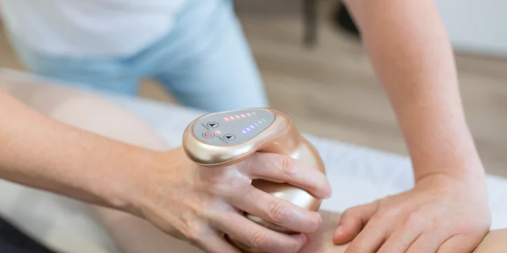 Klasická, relaxačná alebo bukálna masáž, bankovanie, maderoterapia aj lávové kamene