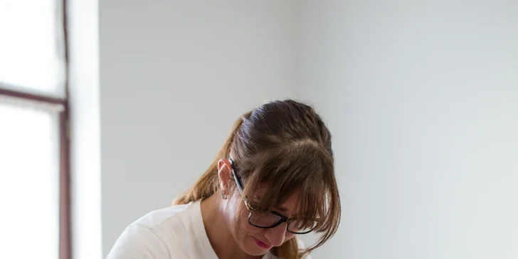 Klasická, relaxačná alebo bukálna masáž, bankovanie, maderoterapia aj lávové kamene