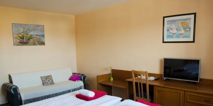 Pobyt v Znojme: strava, karta výhod, zľavy na zážitky, fľaša vína aj romantický balíček