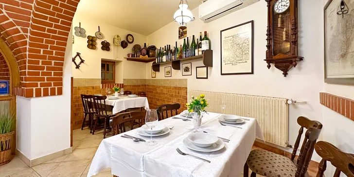 Pobyt v Znojme: strava, karta výhod, zľavy na zážitky, fľaša vína aj romantický balíček