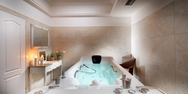 Pobyt v 5* hoteli v centre Františkových Lázní: raňajky alebo polpenzia, wellness aj procedúry