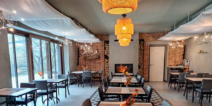 Pobyt na brehu Vltavy: hotelové izby s raňajkami alebo polpenziou, alebo hausbót na vode