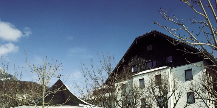 Pobyt v rakúskych Alpách: hotel priamo pri jazere, polpenzia, kúpele i požičanie bicyklov