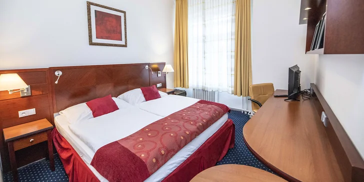 Pohodový pobyt v Českom krase: hotel v blízkosti Karlštejna, raňajky alebo polpenzia