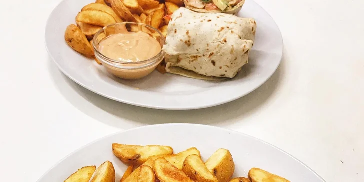 Pohodový pobyt v Českom krase: hotel v blízkosti Karlštejna, raňajky alebo polpenzia