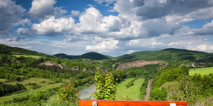 Pohodový pobyt v Českom krase: hotel v blízkosti Karlštejna, raňajky alebo polpenzia