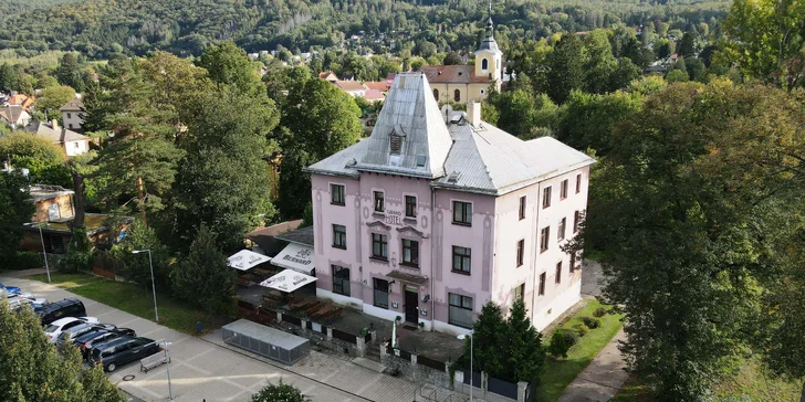 Pohodový pobyt v Českom krase: hotel v blízkosti Karlštejna, raňajky alebo polpenzia