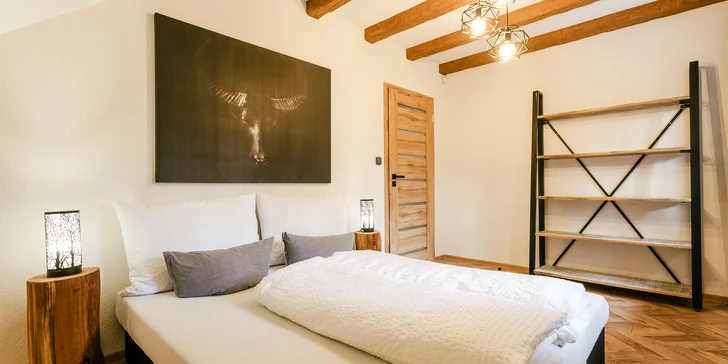 Zrekonštruovaná chalupa vo Frýdlante nad Ostravicí: priamo pri rieke, vlastná sauna, vírivka a záhrada, 9 km od Lysé hory