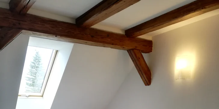 Dovolenka s výhľadom na Loket: rodinný penzión s raňajkami a vstupom do wellness