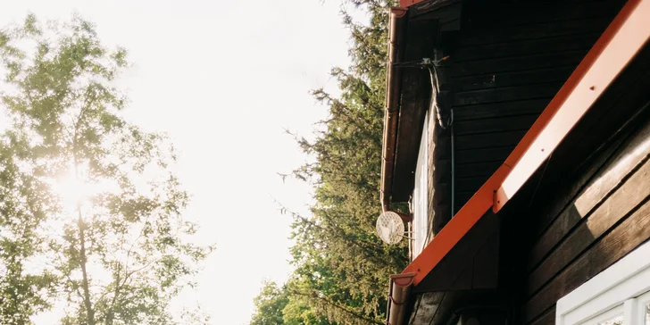 Zrekonštruovaná chalúpka pod Lysou horou, vrátane sauny, vírivky aj grilu, až pre 6 osôb