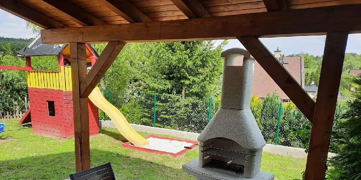 Chalupa v srdci Krušných hôr až pre 12 osôb: infrasauna aj záhrada s grilom
