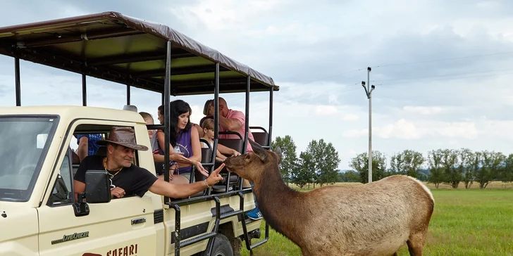 Zažite život zvierat: pobyt v Safari Resorte s raňajkami a Offroad Safari jazdou