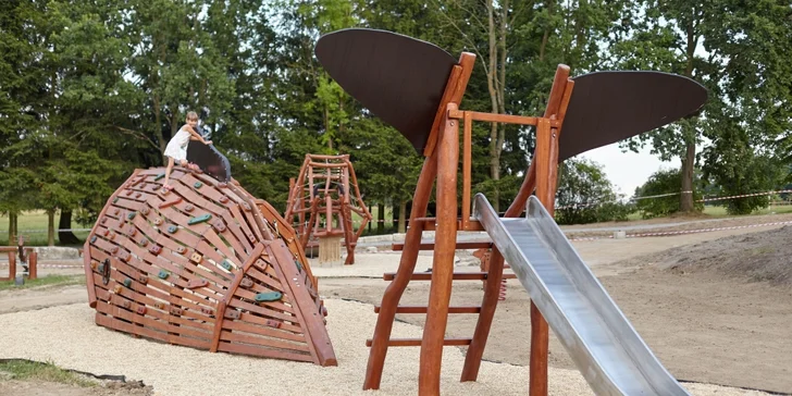 Safari v južných Čechách pre dvoch aj rodinu: raňajky, zvieratá a jazda offroadom