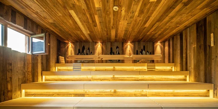 Dovolenka v Kaprune: moderný 4* hotel s polpenziou a bohatým saunovým a vodným svetom