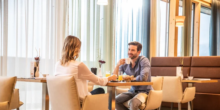 Dovolenka v Kaprune: moderný 4* hotel s polpenziou a bohatým saunovým a vodným svetom