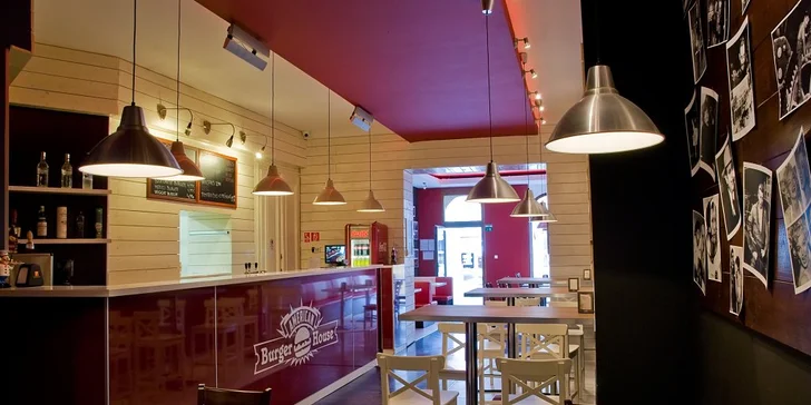 American Burger menu s hranolkami a nápojom