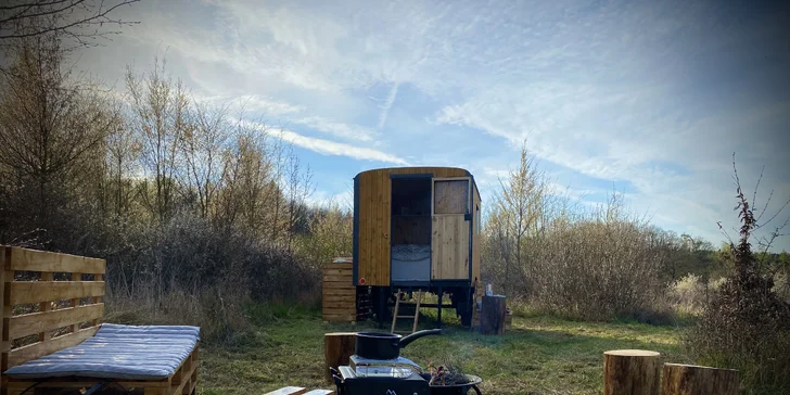 Pobyt v maringotke pre 2 osoby: pohoda v náručí prírody