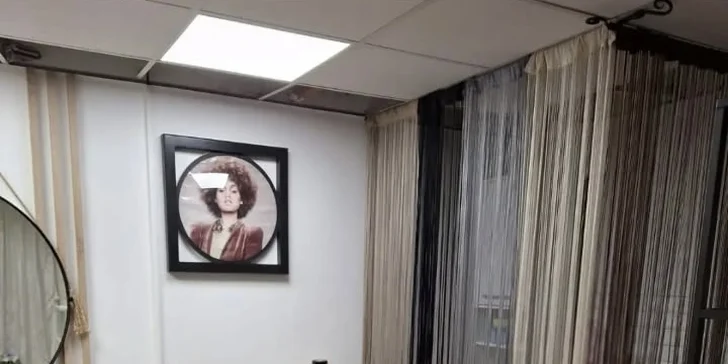 Strih, balayage alebo regenerácia vlasov ultrazvukovou žehličkou