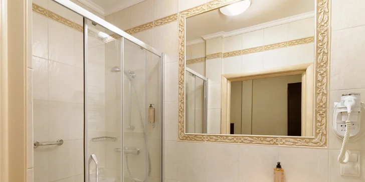 Międzyzdroje: hotel pri pláži, neobmedzene wellness, polpenzia a raj pre deti