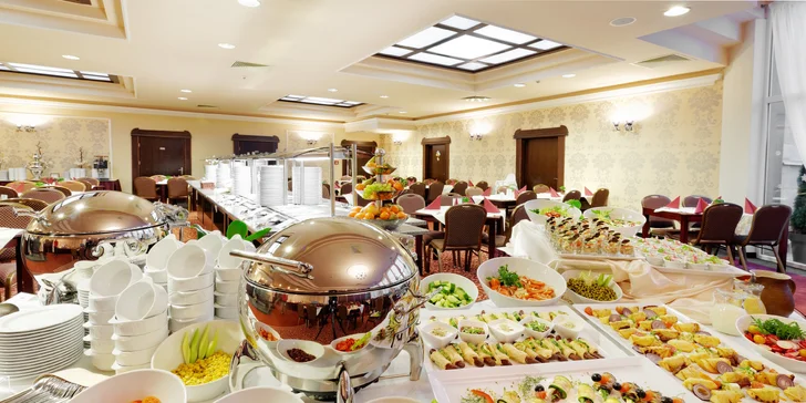 Międzyzdroje: hotel pri pláži, neobmedzene wellness, polpenzia a raj pre deti