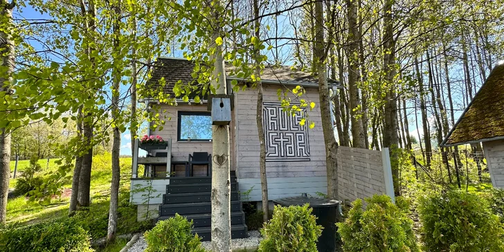 Oddych vo wellness domčeku s privátnou vírivkou a fínskou saunou pod Jizerami