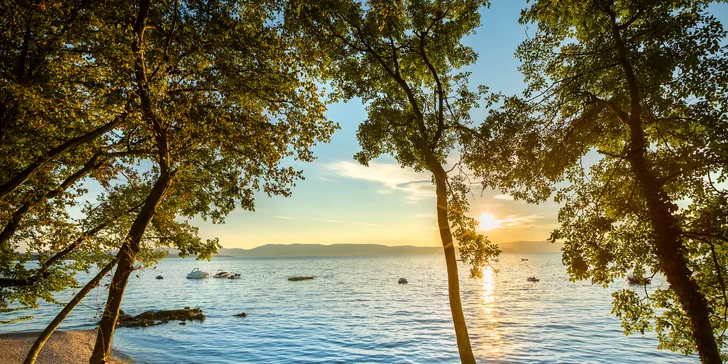 Dovolenka na ostrove Krk: 3* hotel kúsok od pláže, strava aj 2 deti do 9,99 rokov zdarma