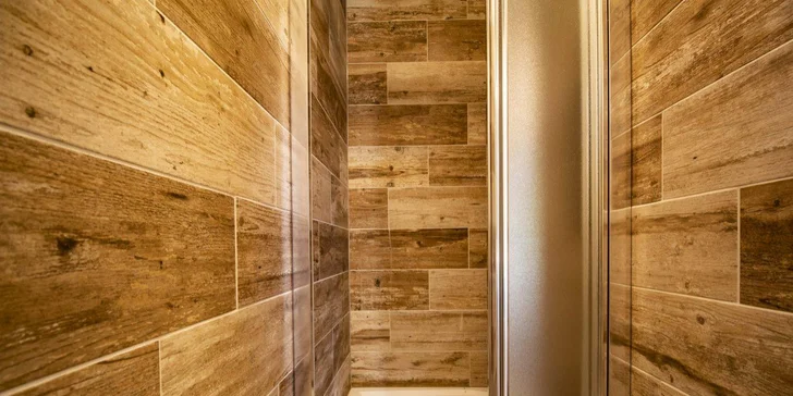 Pobyt v indiánskej dedinke pre 2–4 osoby: nocľah v teepee, raňajky a Offroad Safari jazda