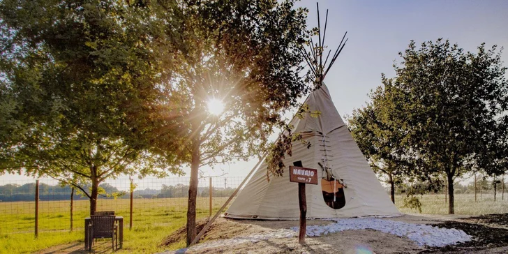Pobyt v indiánskej dedinke pre 2–4 osoby: nocľah v teepee, raňajky a Offroad Safari jazda
